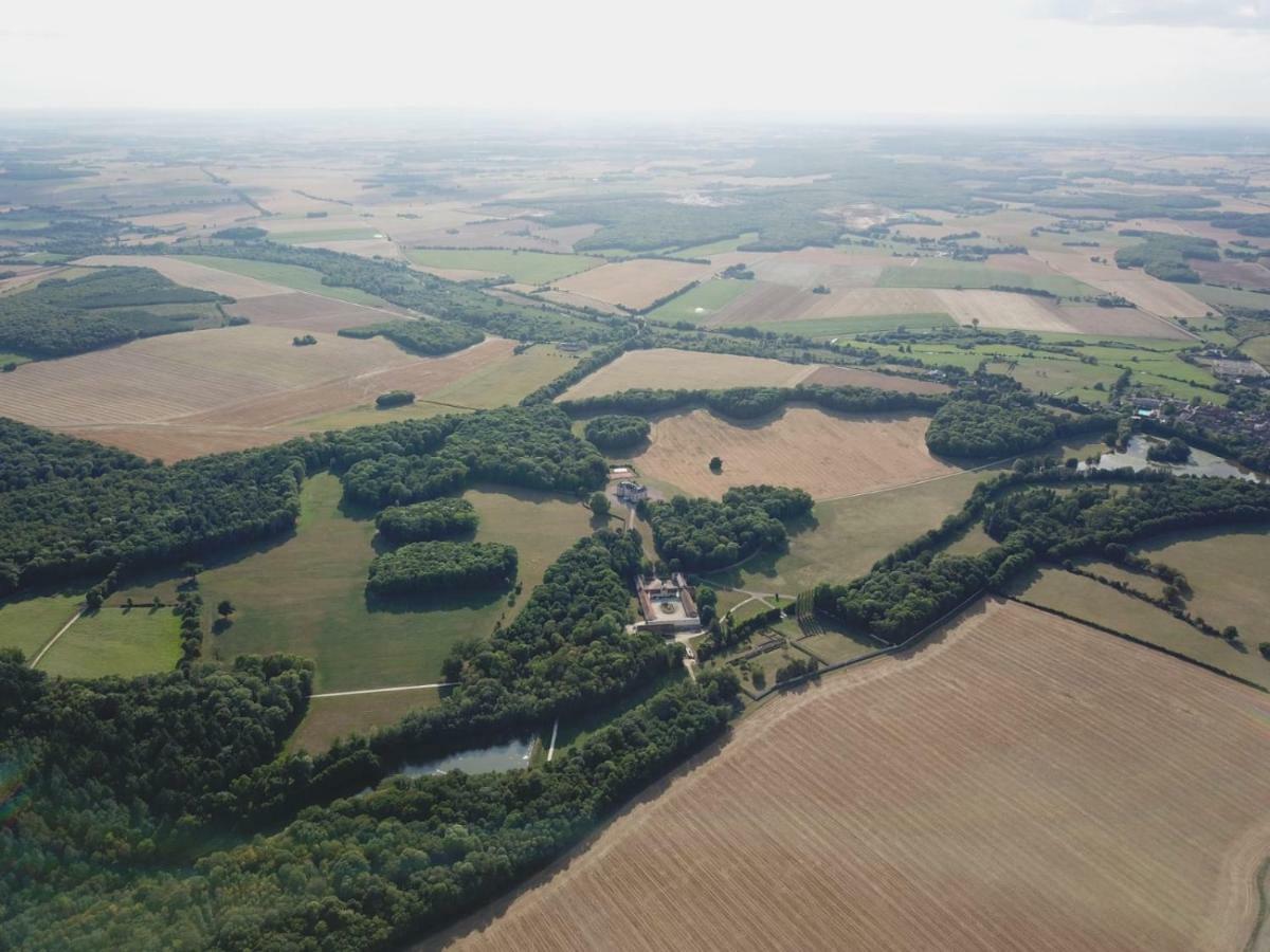 La Maison Du Puits Entrains-sur-Nohain Kültér fotó